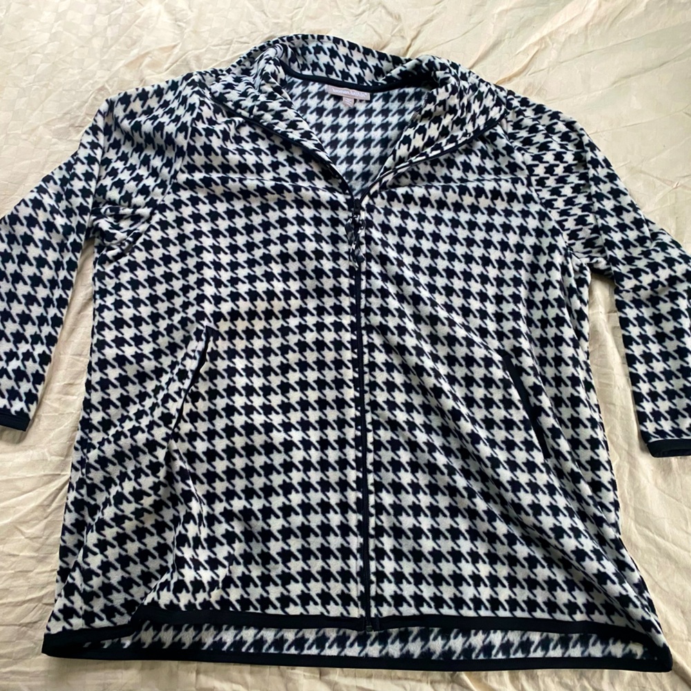 Women’s Large Patterned Fleece